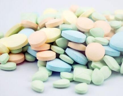 白番茄壓片糖果代加工生產(chǎn)廠家挑選注意事項(xiàng)